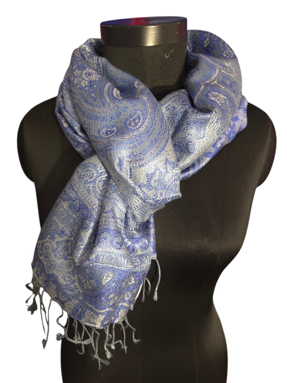 Lyseblått og sølvgrått jaquardvevet silkeskjerf (43)