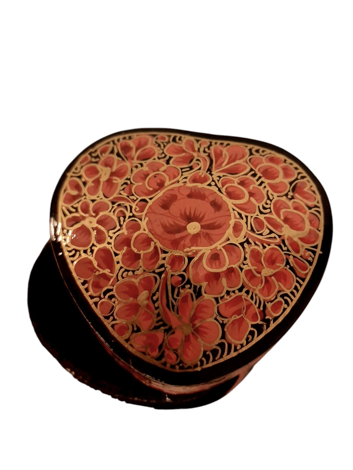 Hjerteformet boks i gull og blomster (01)