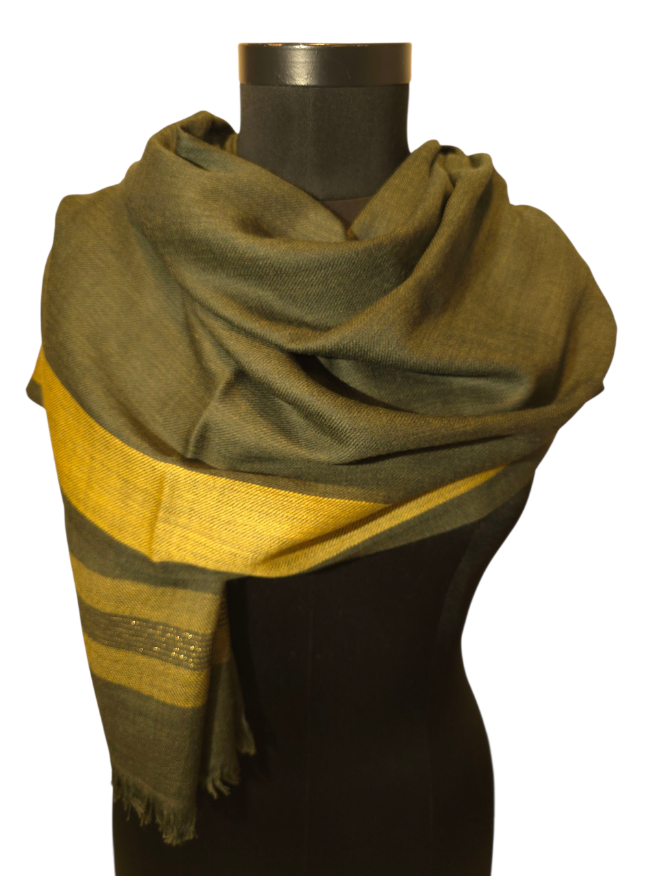Mørkegrønt ullskjerf med gule striper og et hint av "gull" (71)