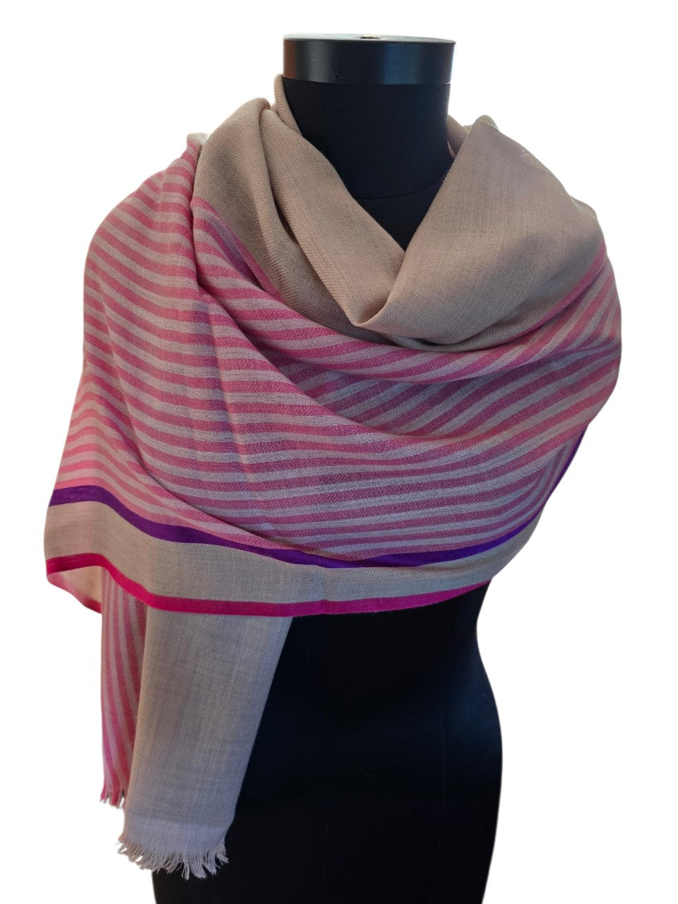 2 delt beige skjerf med striper (91)