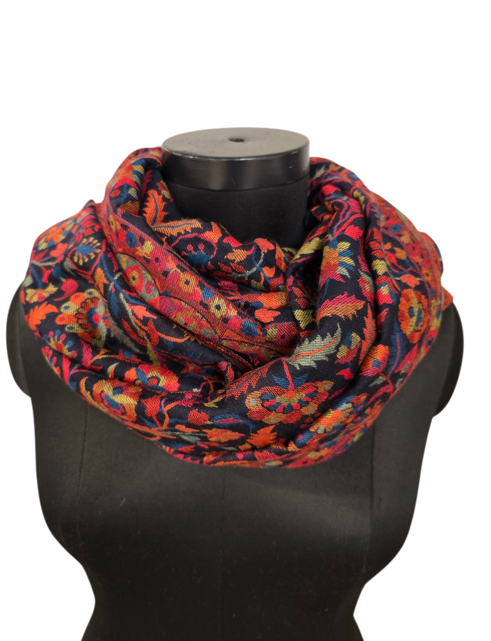 Et klassisk mykt sjal i cashmere og merino fra Kashmir (55)