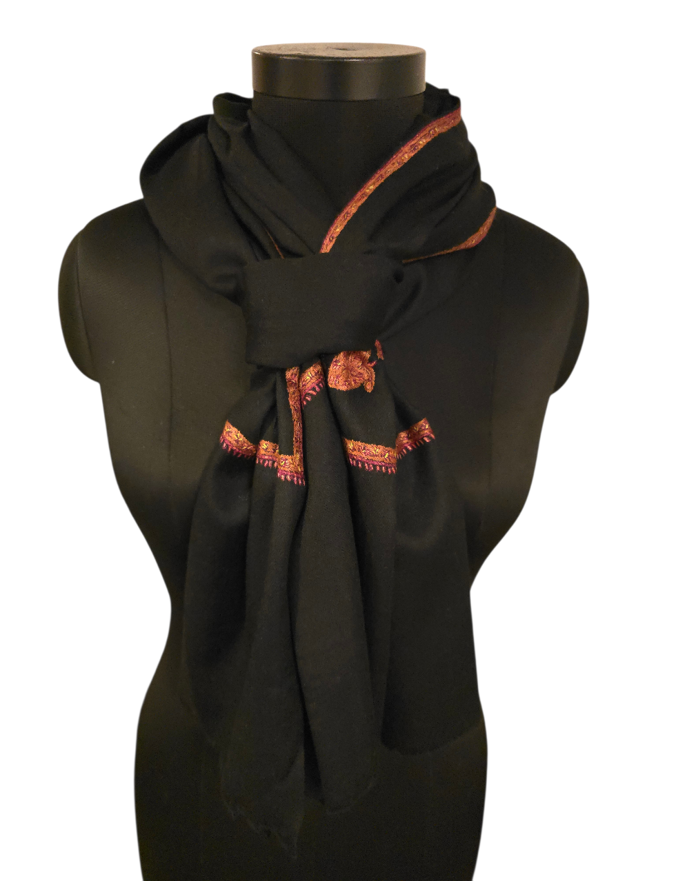 Sort cashmere/merino sjal med håndbroderte detaljer (19)