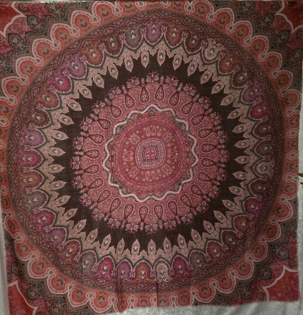 Stort, lett og behagelig firkantet sjal i merino og silke (16)