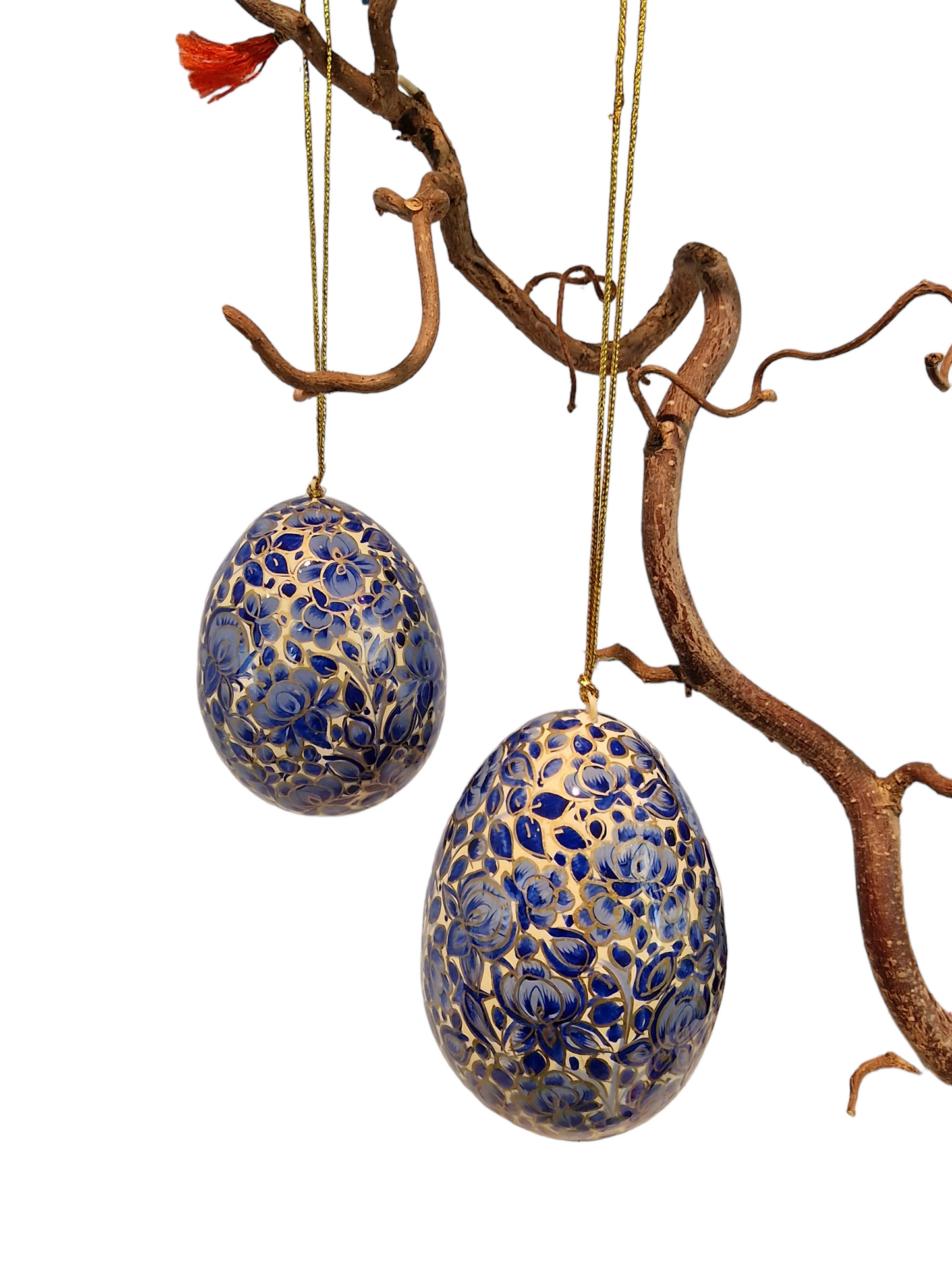 Nydelig hengende påskeegg med blå blomster (09)