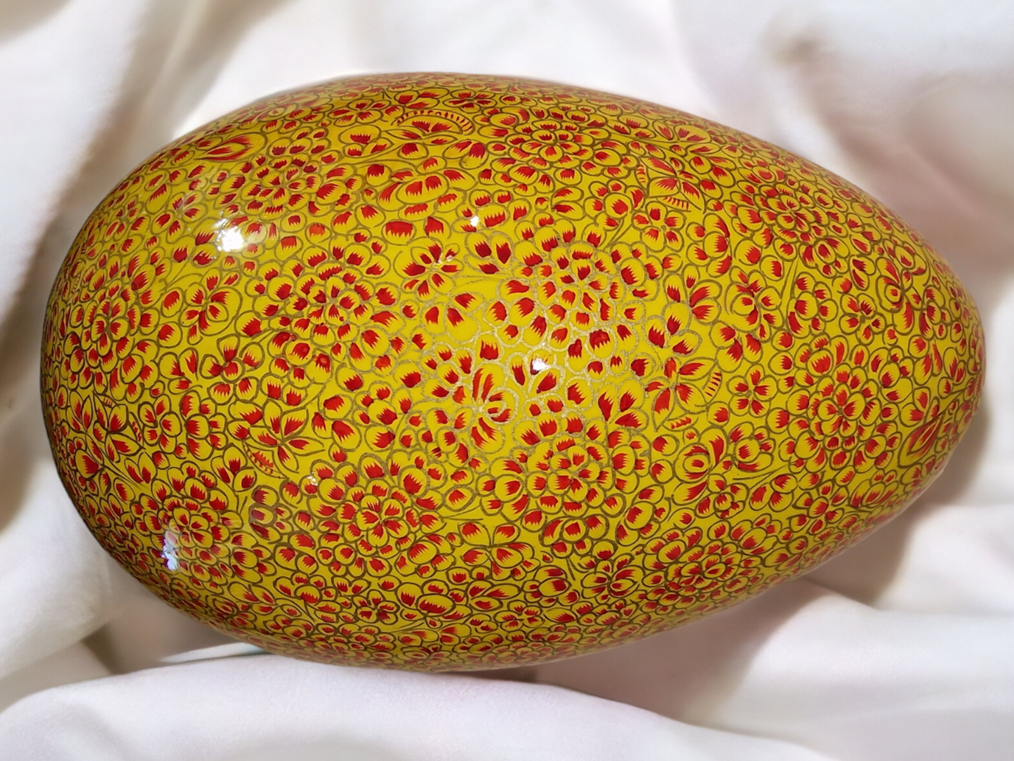 Blomstret gult påskeegg med lokk (10)