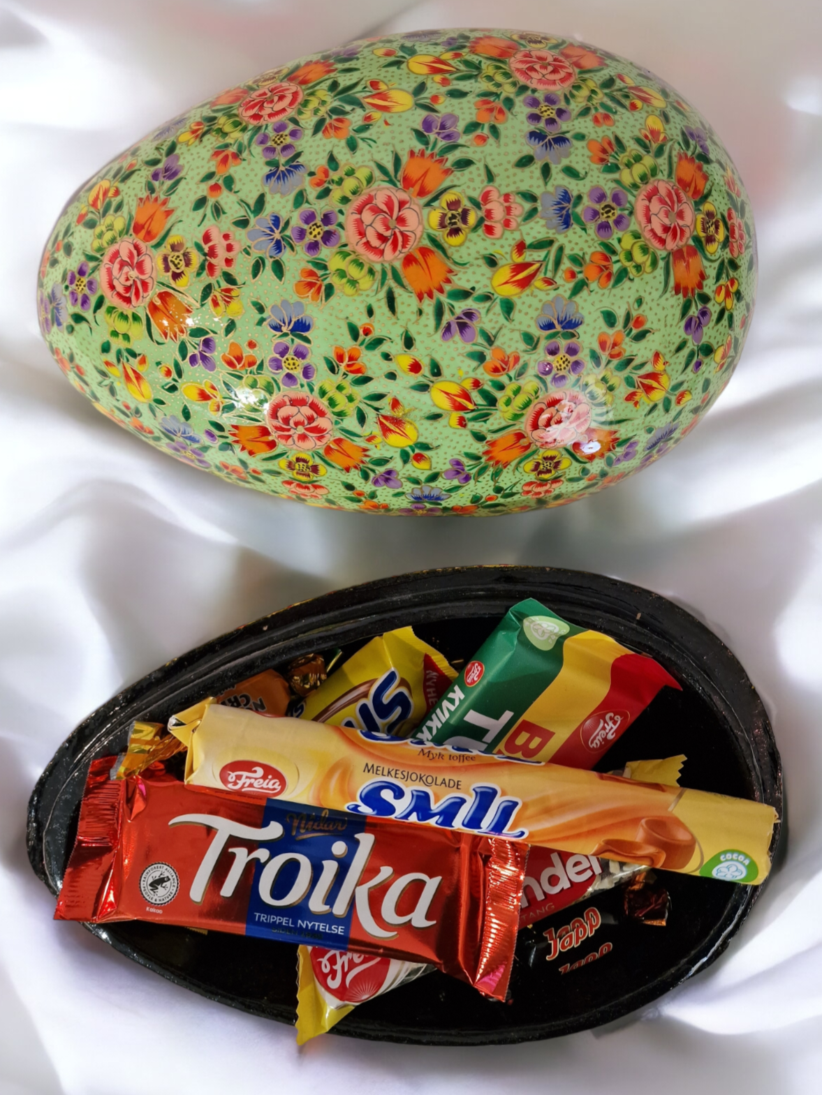 Patinagrønt påskeegg med lokk (11)