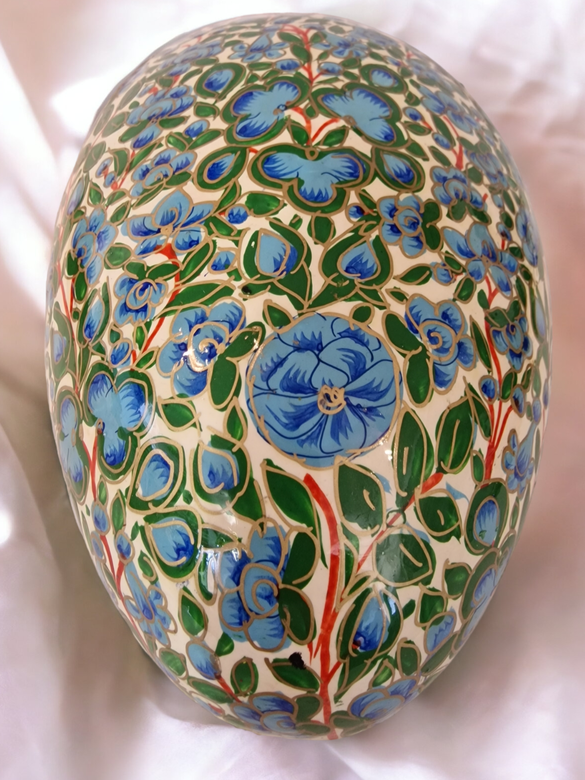 Utsøkt påskeegg med lokk (16)