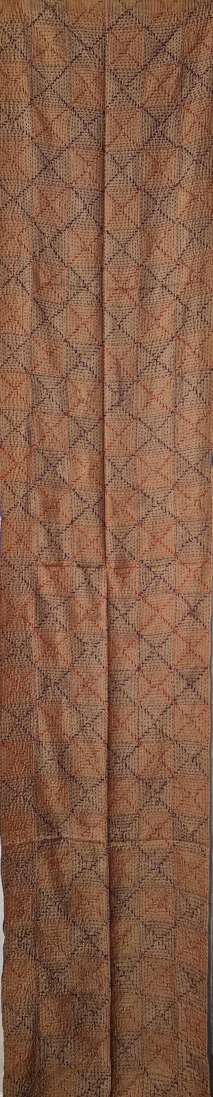 Blått og beige silkeskjerf med håndbrodert firkant-mønster (45)