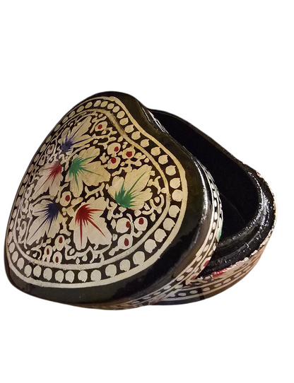 Hjerteformet liten glitzy boks (15)