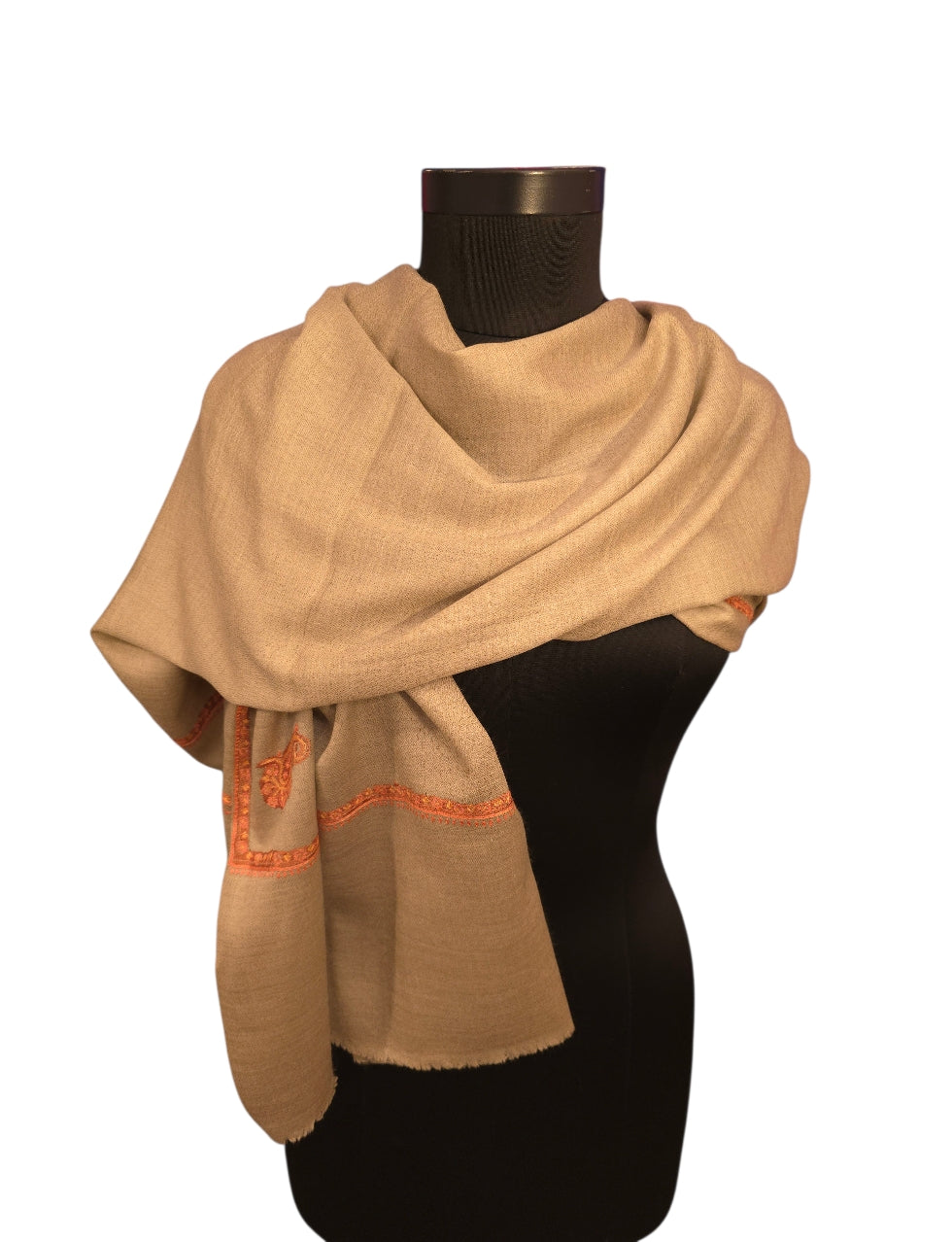 Naturfarget sjal i cashmere og merino med håndbroderte detaljer (28)