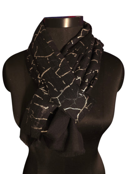 Sort skjerf i merino og silke med "sølv" mønster (73)