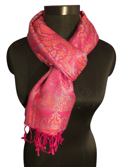 Luksuriøst skjerf i ren silke (46)