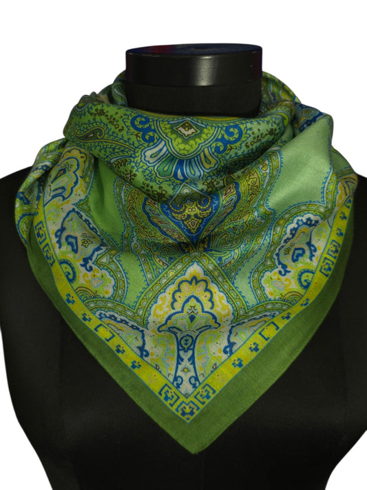 Smaragd harmonisk silkeskjerf på 100x100 cm (30)