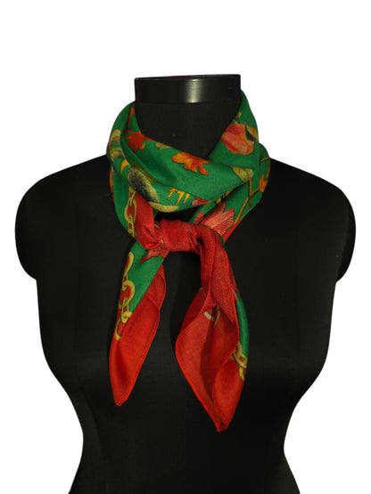 Botanisk eleganse - luksuriøst silkeskjerf på 100x100 cm (29)