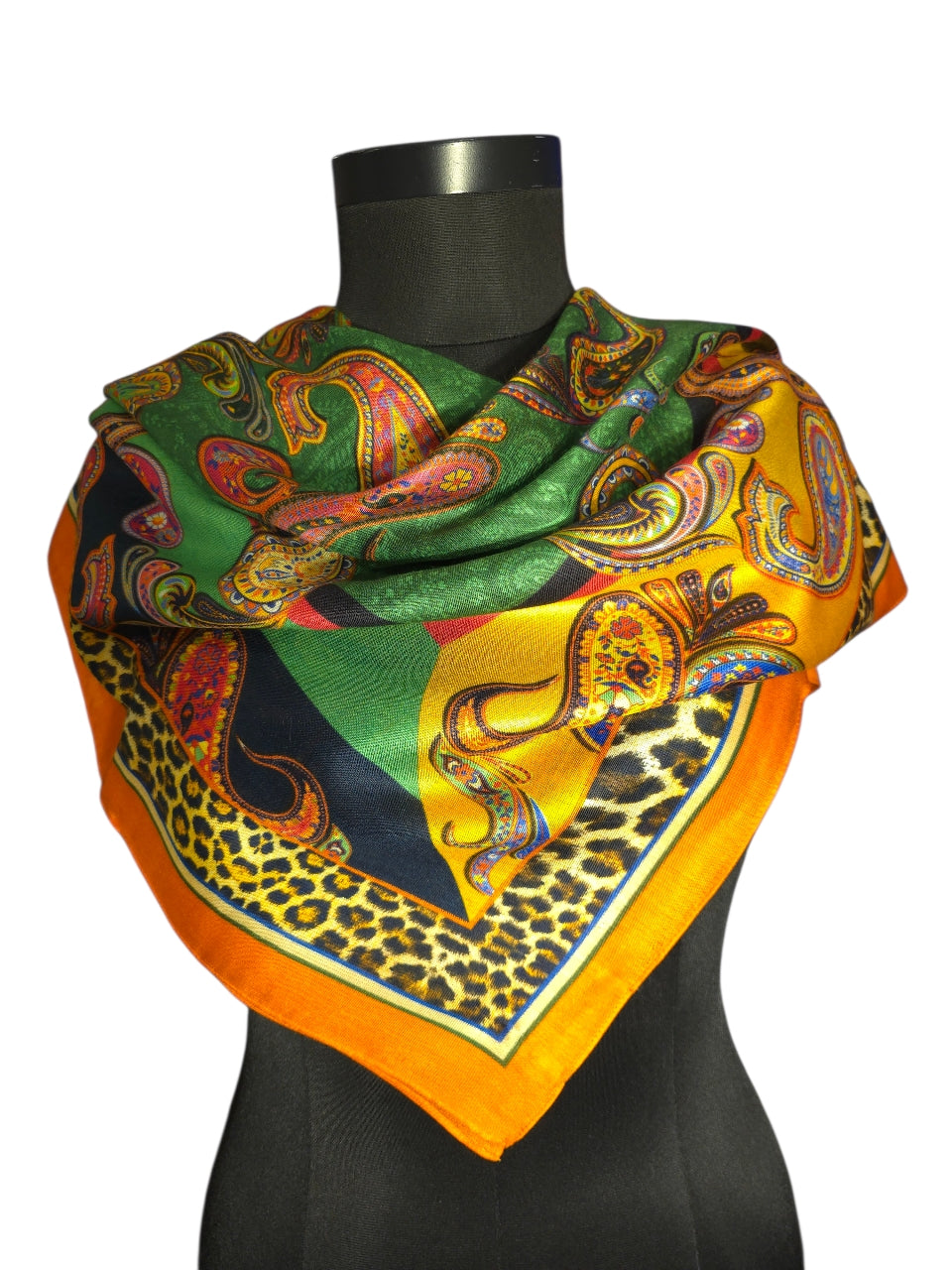 Paisley møter safari - eksklusivt silkeskjerf på 100x100 cm (27)