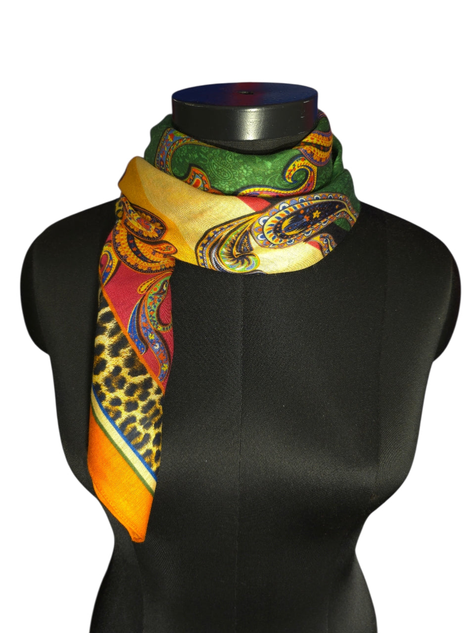 Paisley møter safari - eksklusivt silkeskjerf på 100x100 cm (27)