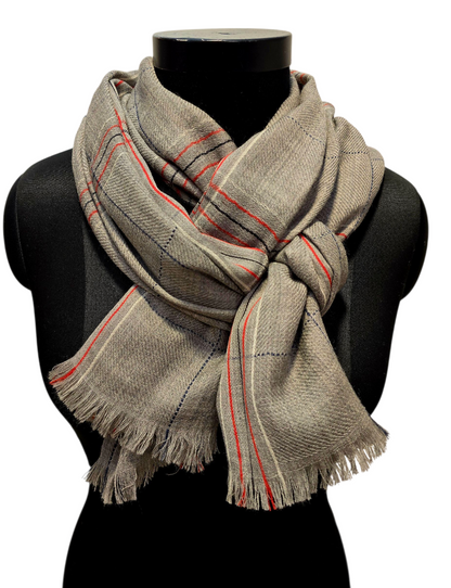 Stålgrått skjerf med tynne striper (82)