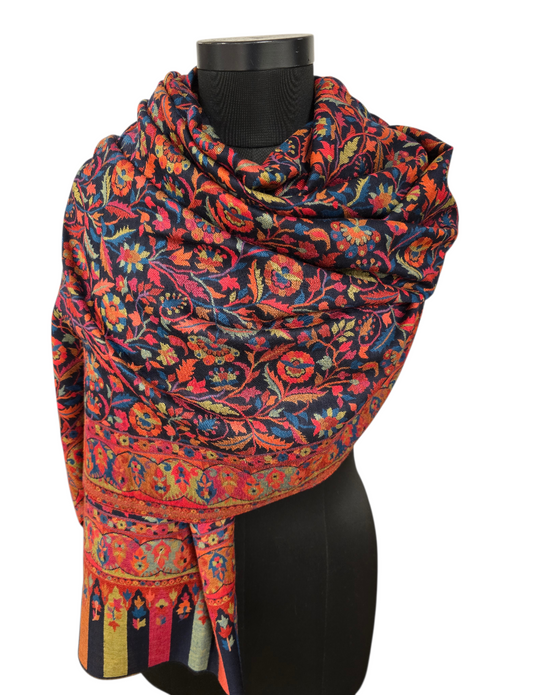 Et klassisk mykt sjal i cashmere og merino fra Kashmir (55)