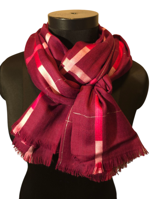 Dyp plommefarget skjerf i ren ull (73)