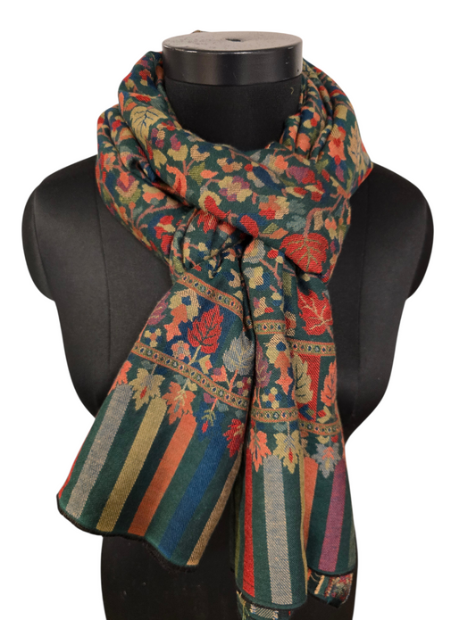 Nydelig grønt mønstervevet sjal i 100% merino ull (46)