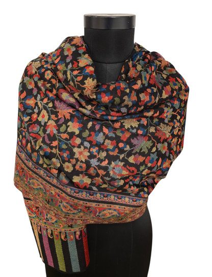 Sort, stort, varmt og vakkert mønstervevet sjal i 100% merino ull (45)