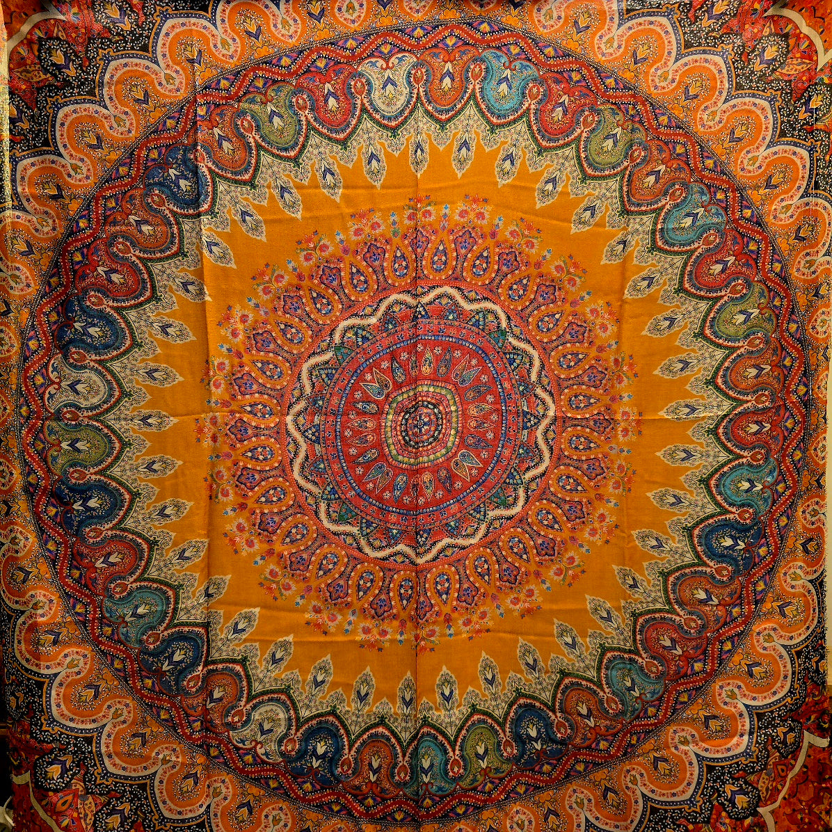 Firkantet sjal i ull og silke (13)