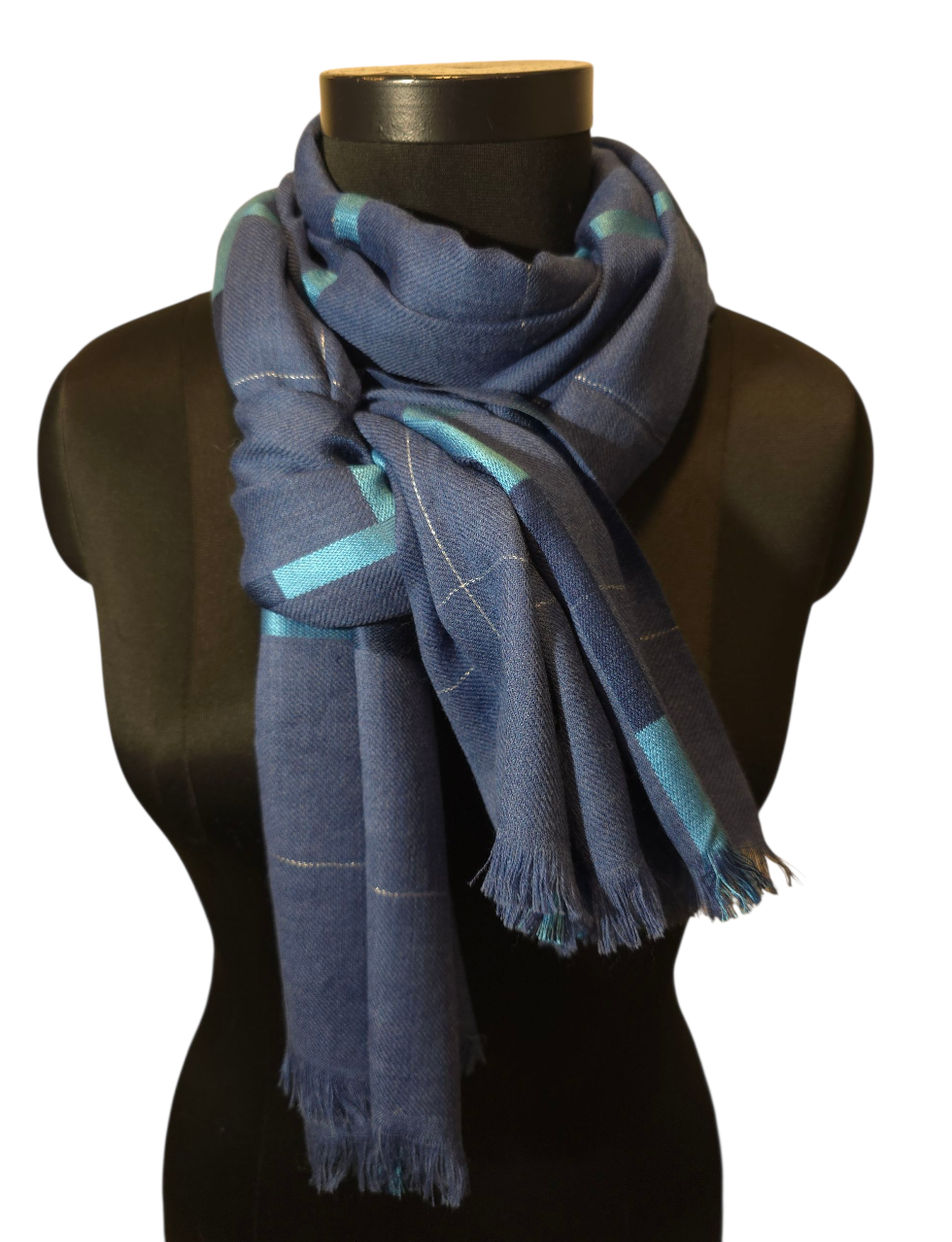 Mykt blått ullskjerf med striper og litt "bling" (72)