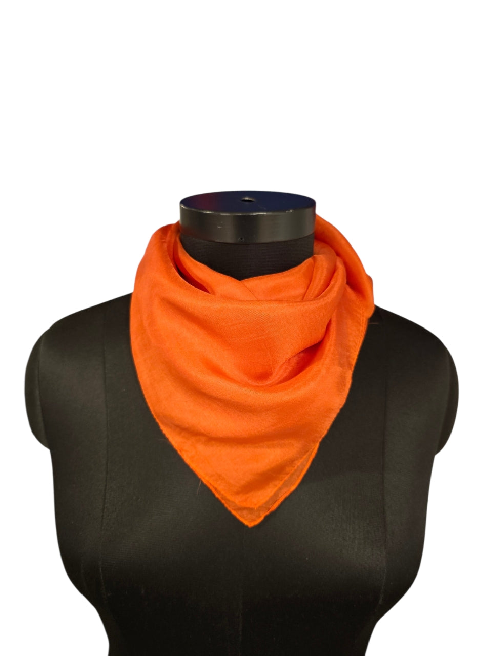 Oransje silkeskjerf (90x90cm) i 100% silke (47)