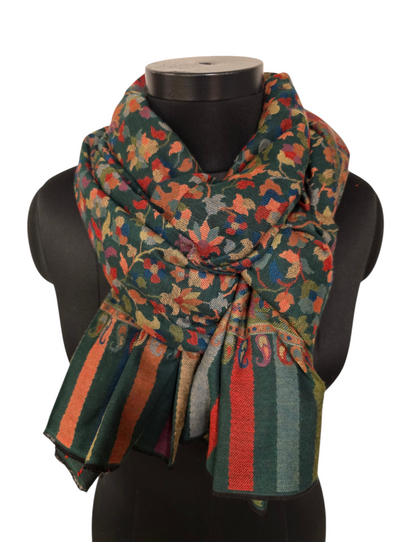 Stort mørkegrønt mønstervevet  sjal i 100% merino ull (33)