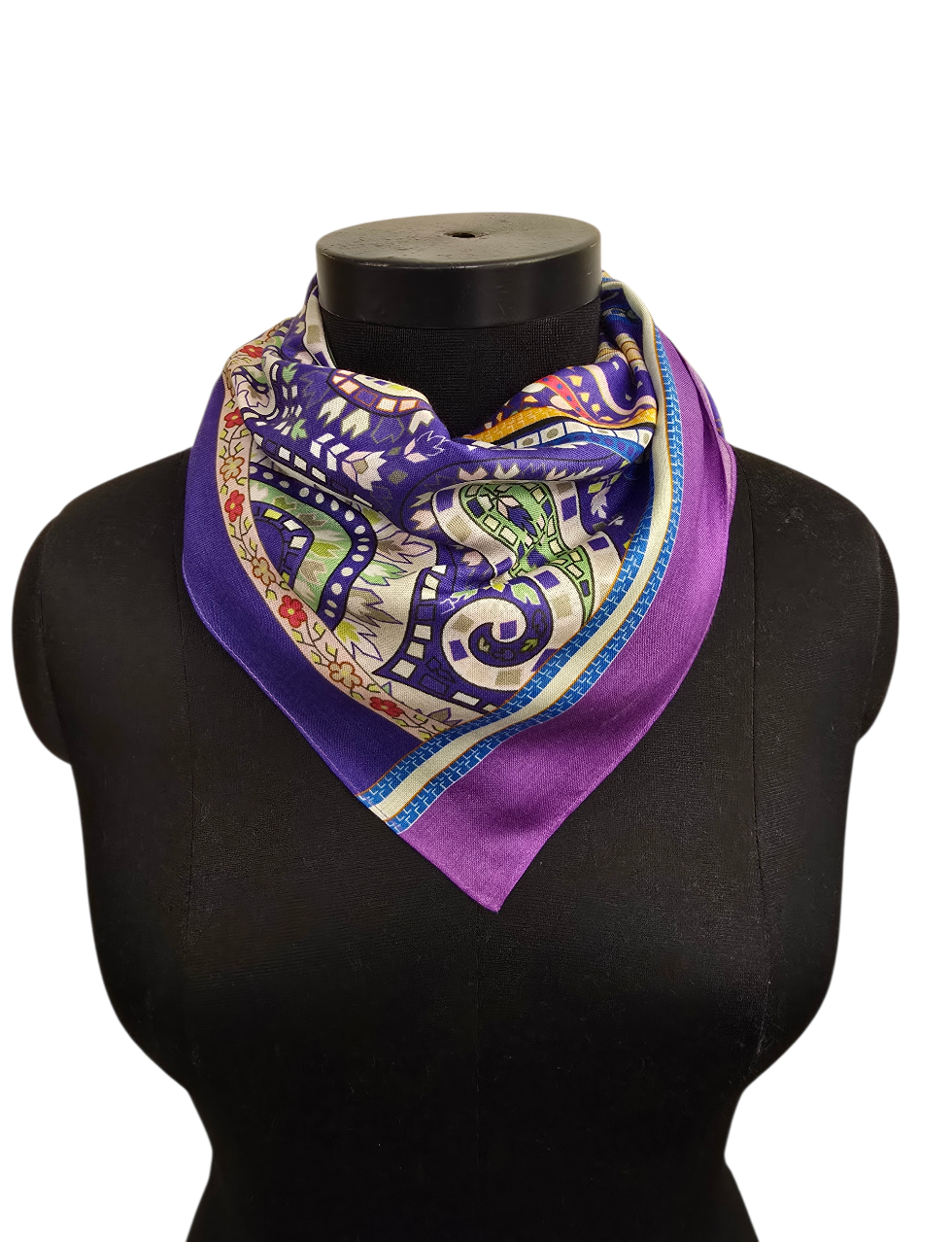 Firkantet silkeskjerf i kalde farger (20)