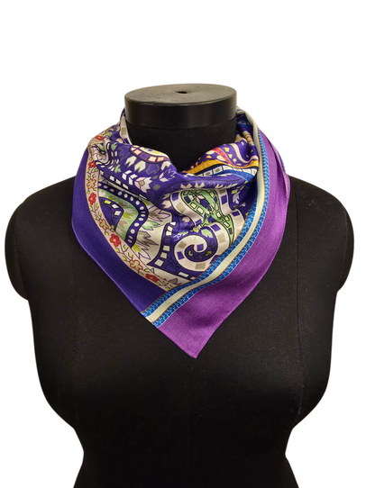 Firkantet silkeskjerf i kalde farger (20)