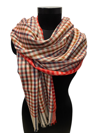 Lysegrått skjerf med striper og ruter (80)