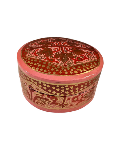 Morsomt smykkeskrin i rosa og røde farger (43)