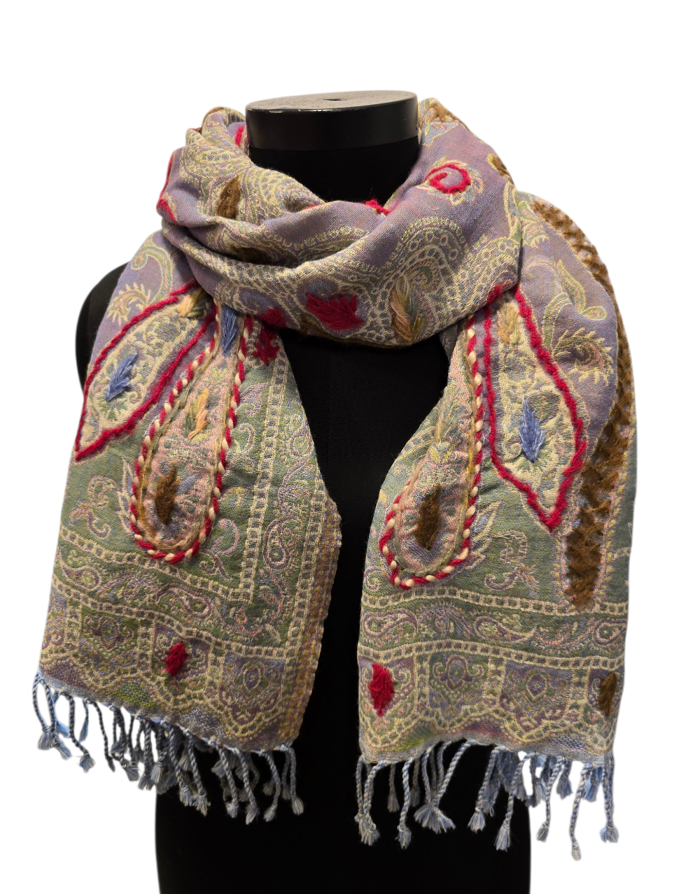 Ullskjerf i duse farger med broderte detaljer (58)