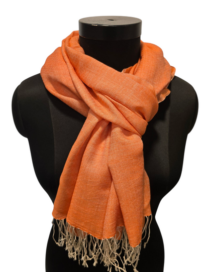 Oransje og hvitt sjal i cashmere og silke (159)