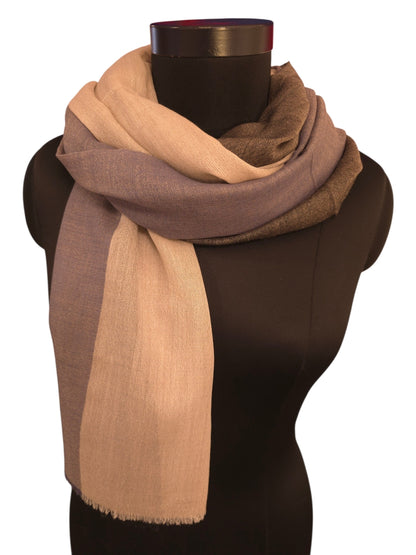 Merino og silke skjerf i lys beige, blått og sort (27)