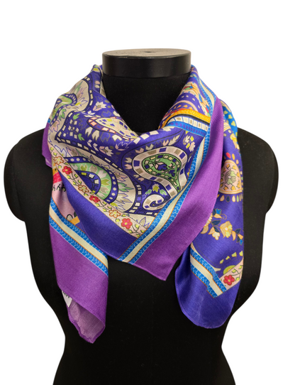 Firkantet silkeskjerf i kalde farger (20)