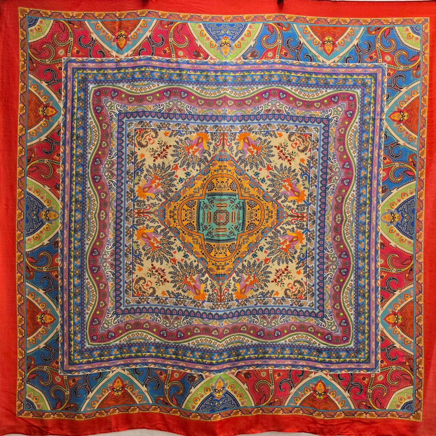 Vakkert firkantet silkeskjerf (21)