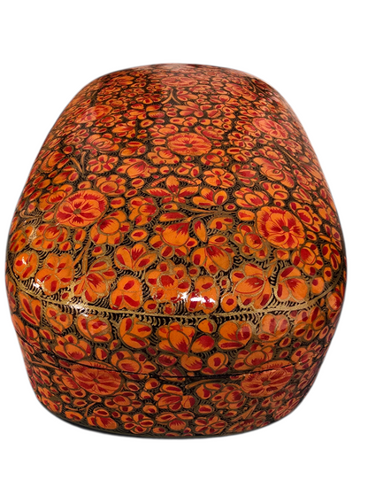 Lekkert smykkeskrin med oransje blomster og gyllen dekor (50)