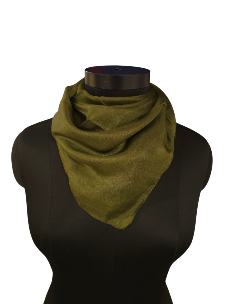 Kypros-grønt silkeskjerf (90x90cm) i 100% silke (46)