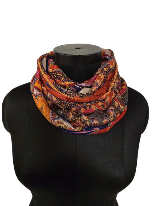 Florlett skjerf i merino og silke med en rød ramme (02)