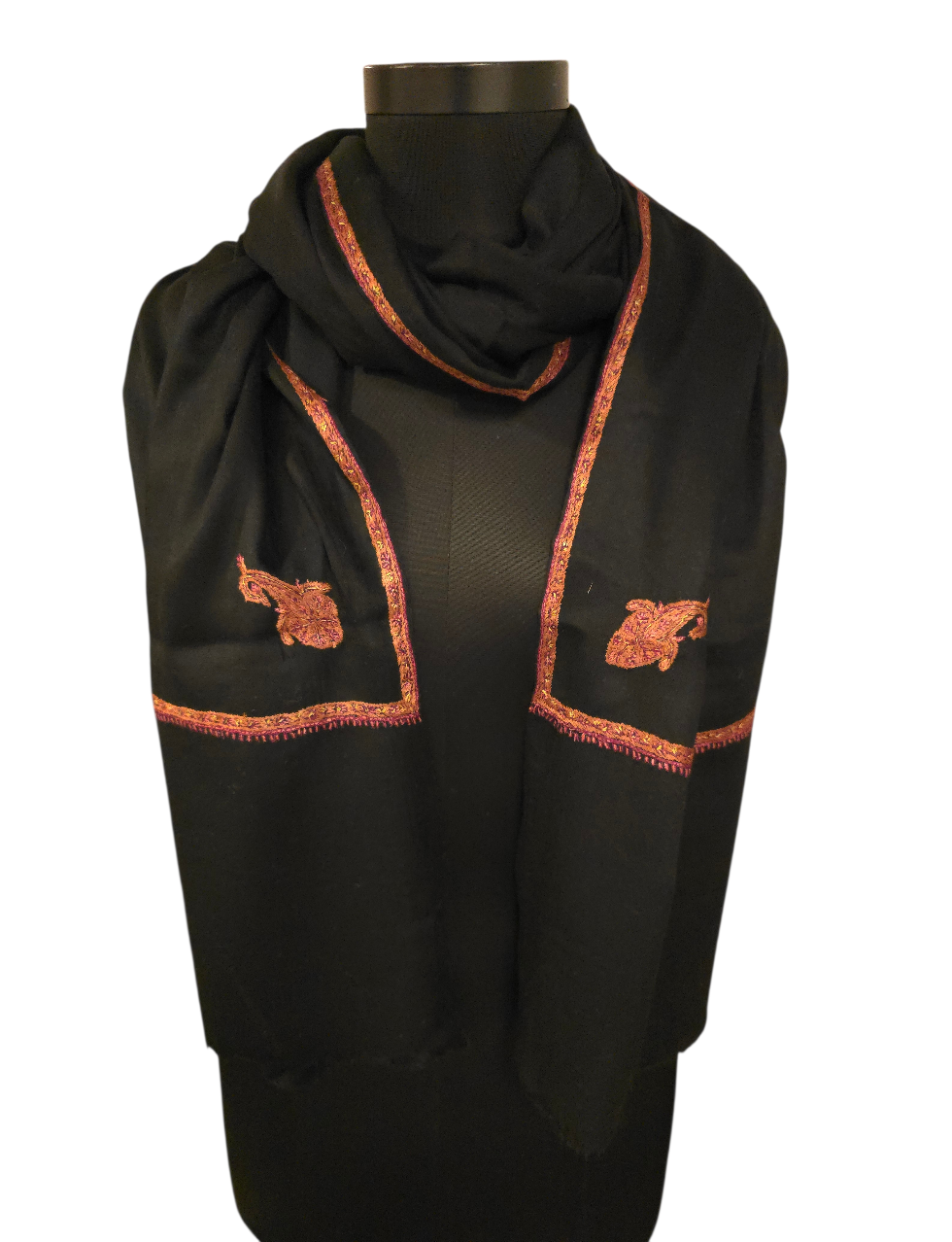 Sort cashmere/merino sjal med håndbroderte detaljer (19)