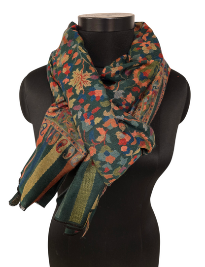 Stort mørkegrønt mønstervevet  sjal i 100% merino ull (33)