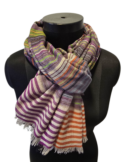 Tynt ullskjerf med striper (77)