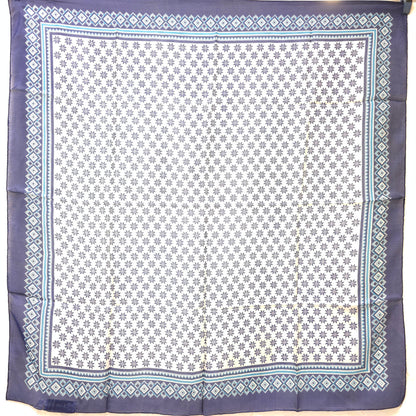 Stjernemønstret silkeskjerf på 90x90 cm (1)