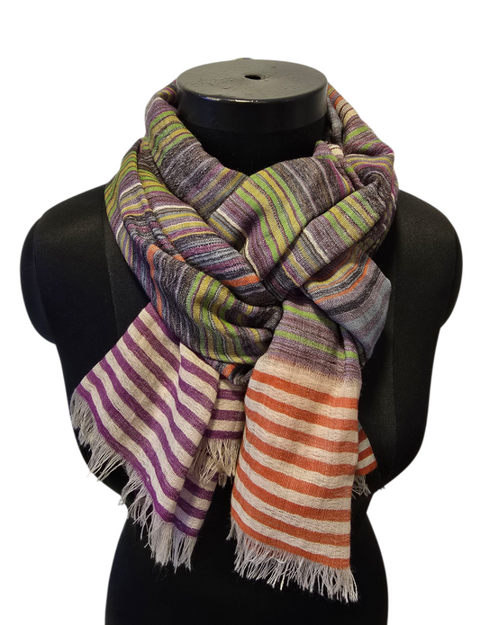 Tynt ullskjerf med striper (77)