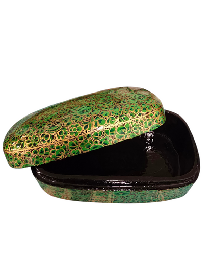 Vakkert skrin med grønne blomster og gyllen dekor (49)