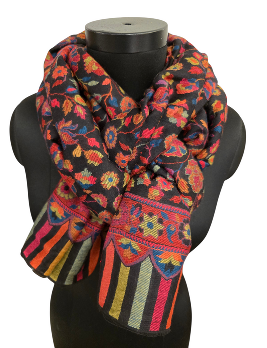 Flott mønstervevet sort sjal i cashmere og merino (40)