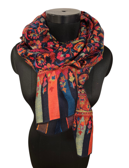 Et klassisk mykt sjal i cashmere og merino fra Kashmir (55)