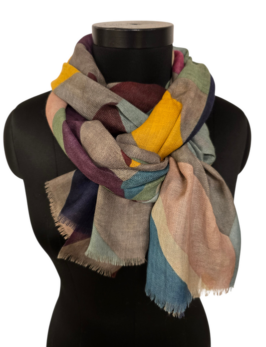 Merino og silkeskjerf med et moderne inntrykk (19)